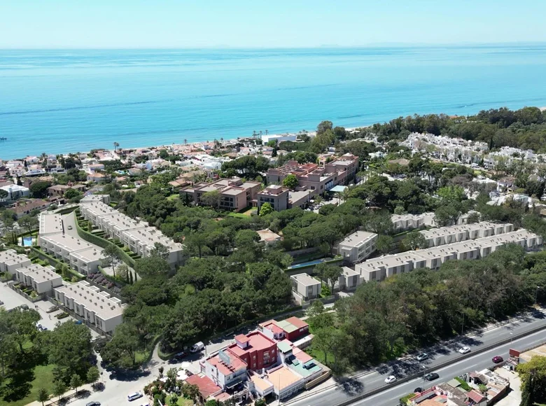 3 bedroom apartment  Marbella, Spain