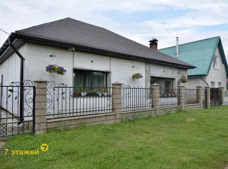 Haus 91 m² Maladsetschna, Belarus