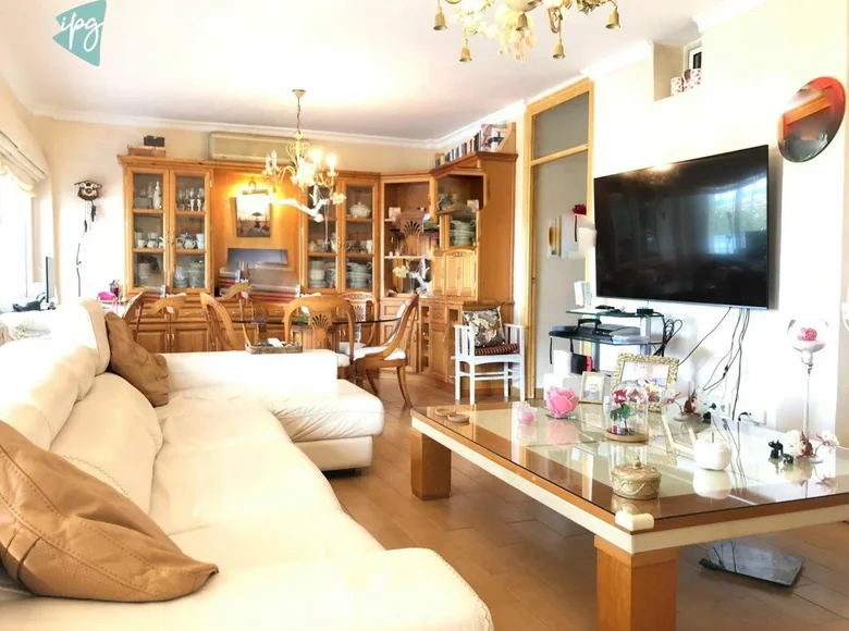 4 bedroom Villa 280 m² Estepona, Spain