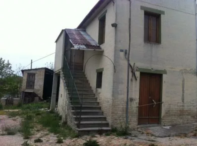 8 room house 160 m² Terni, Italy