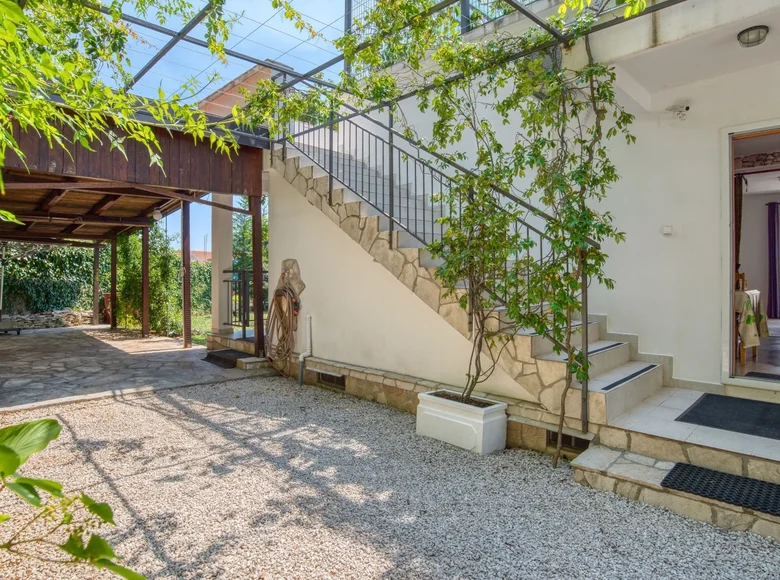 villa de 5 dormitorios 248 m² Montenegro, Montenegro