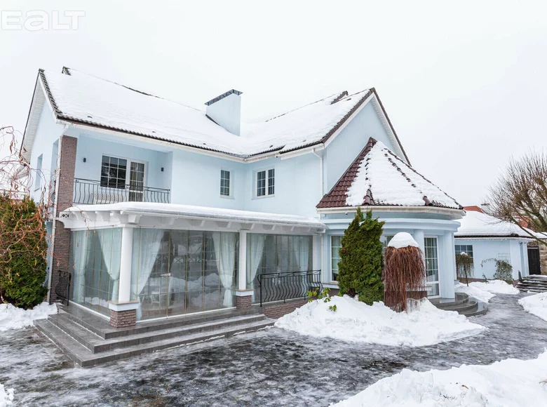 Casa de campo 596 m² Astrasyckaharadocki sielski Saviet, Bielorrusia