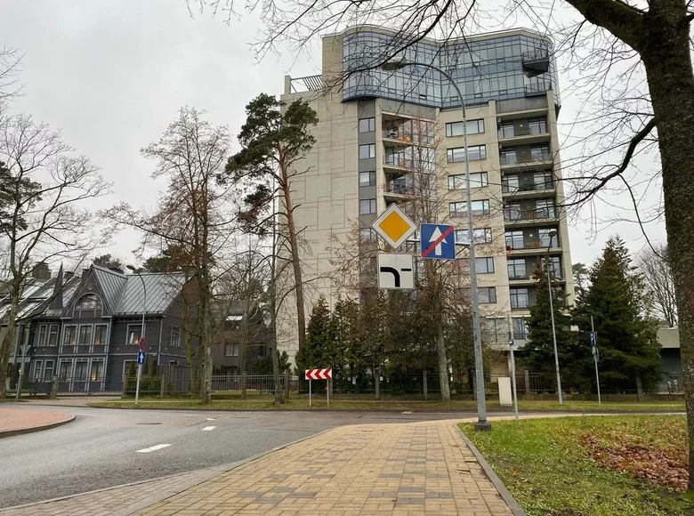 Mieszkanie 2 pokoi 106 m² Carnikavas novads, Łotwa