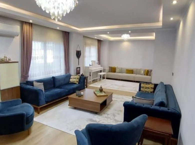 Bliźniak 5 pokojów 270 m² Alanya, Turcja