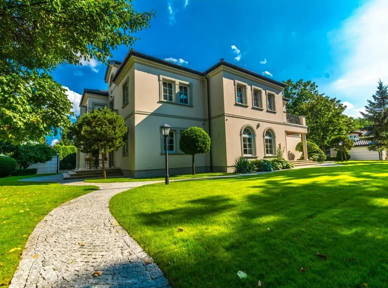 7 room house 525 m² Warsaw West County, Poland
