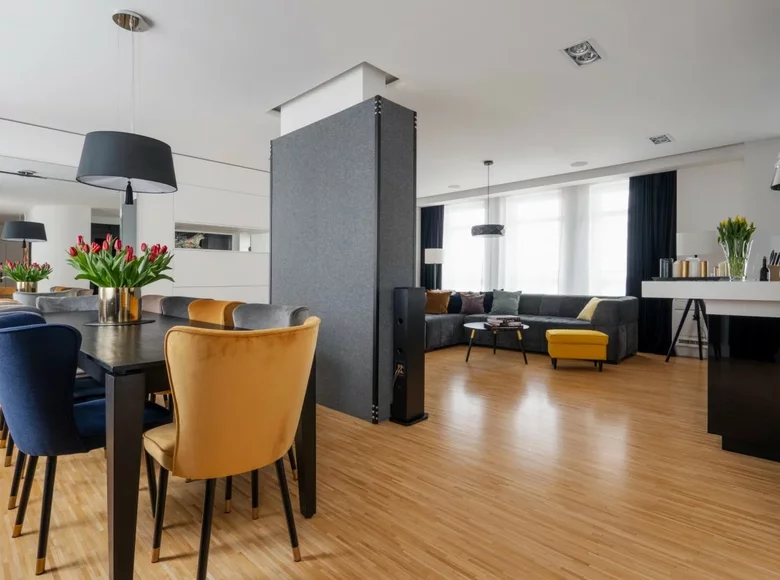 Apartamento 4 habitaciones 156 m² Varsovia, Polonia