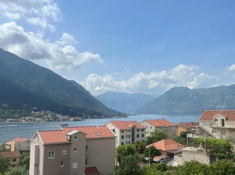 Mieszkanie 2 pokoi 62 m² Dobrota, Czarnogóra