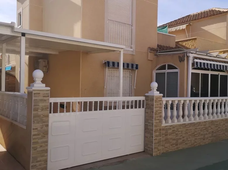 3 bedroom townthouse 78 m² Torrevieja, Spain