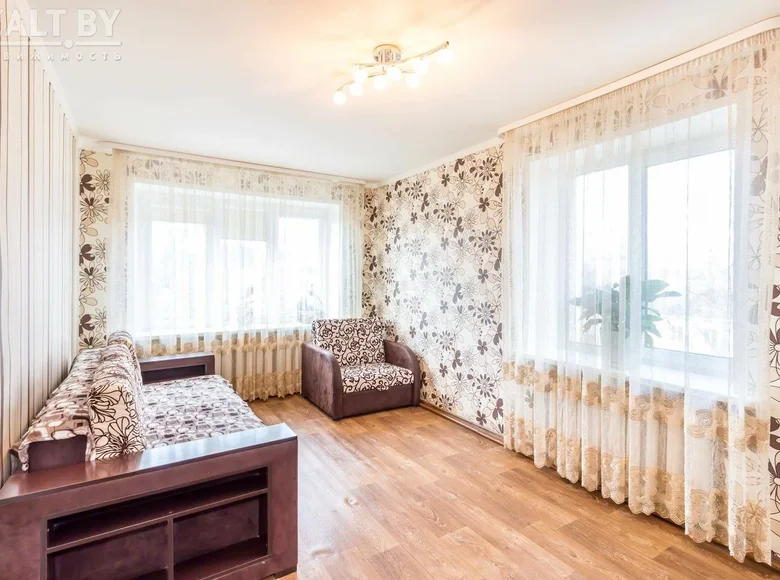 1 room apartment 32 m² Minsk, Belarus