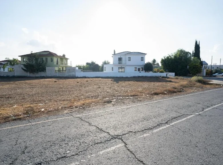 Land 758 m² Larnaca, Cyprus