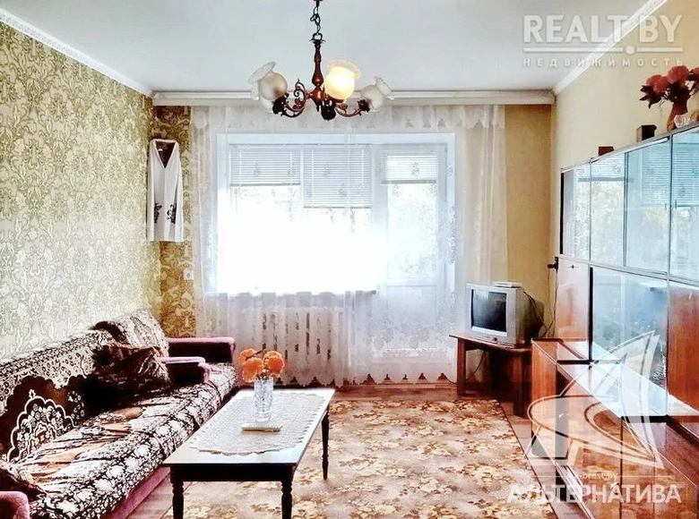 Mieszkanie 3 pokoi 65 m² rejon kamieniecki, Białoruś