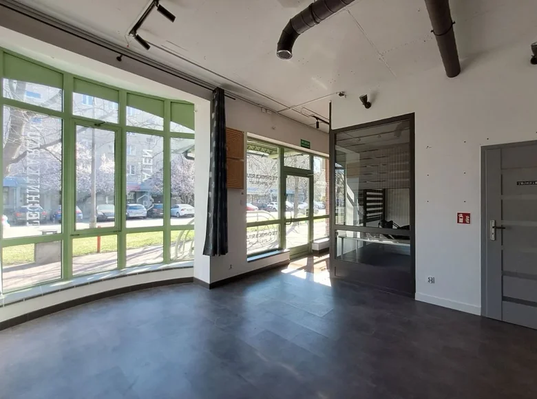 Commercial property 4 rooms 53 m² in Warsaw, Poland