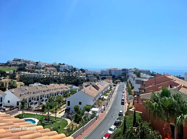 2 bedroom apartment 96 m² Benalmadena, Spain