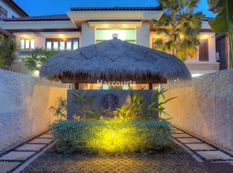Villa 4 chambres 240 m² Kuta, Indonésie