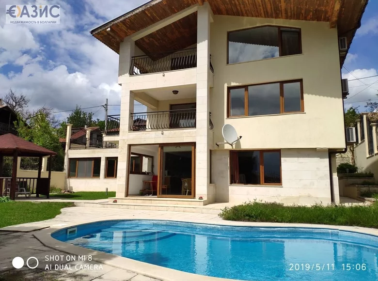 Casa 4 habitaciones 220 m² Kranevo, Bulgaria