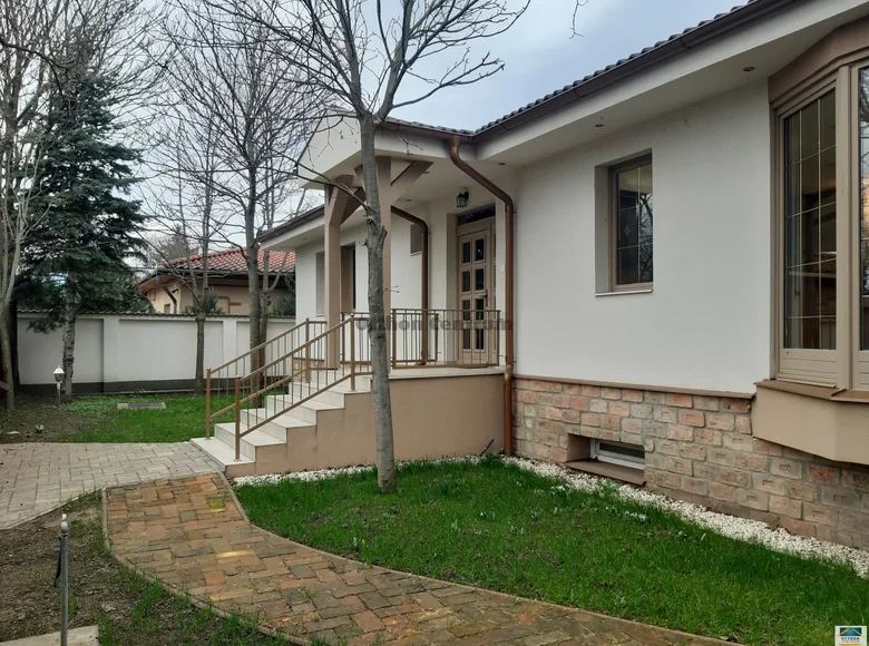 Дом 5 комнат 280 м² Debreceni jaras, Венгрия