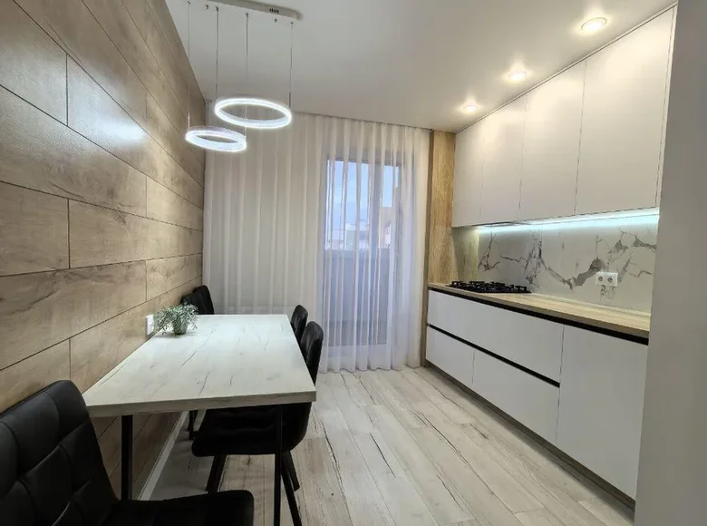 Wohnung 3 zimmer 74 m² Muhavecki selski Savet, Belarus