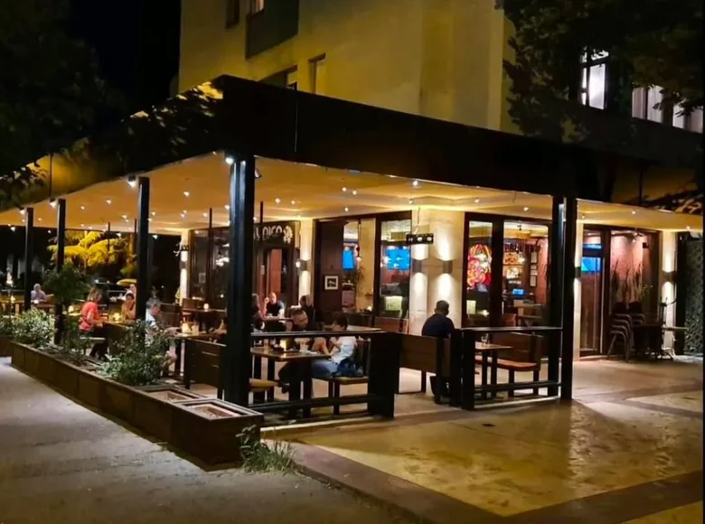 Restaurant 155 m² in Podgorica, Montenegro