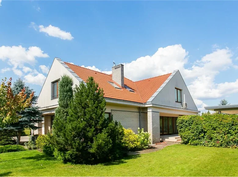 Dom 6 pokojów 480 m² gmina Gora Kalwaria, Polska
