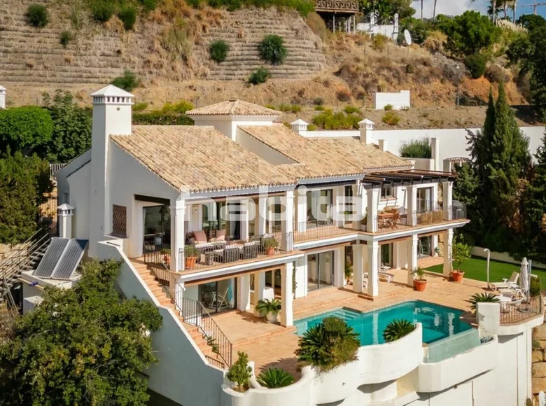 4 bedroom house 262 m² Benahavis, Spain