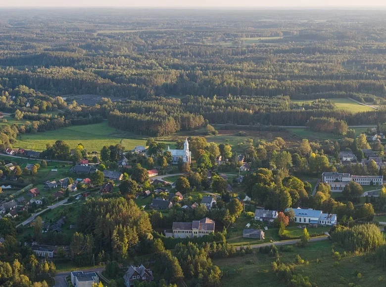 Nieruchomości komercyjne 892 m² Uciana, Litwa