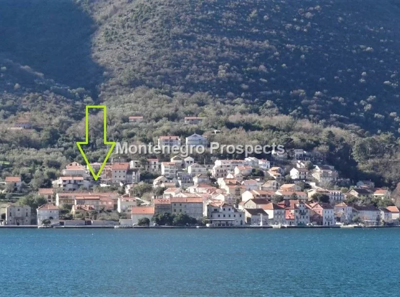 Parcelas 1 914 m² Bijela, Montenegro