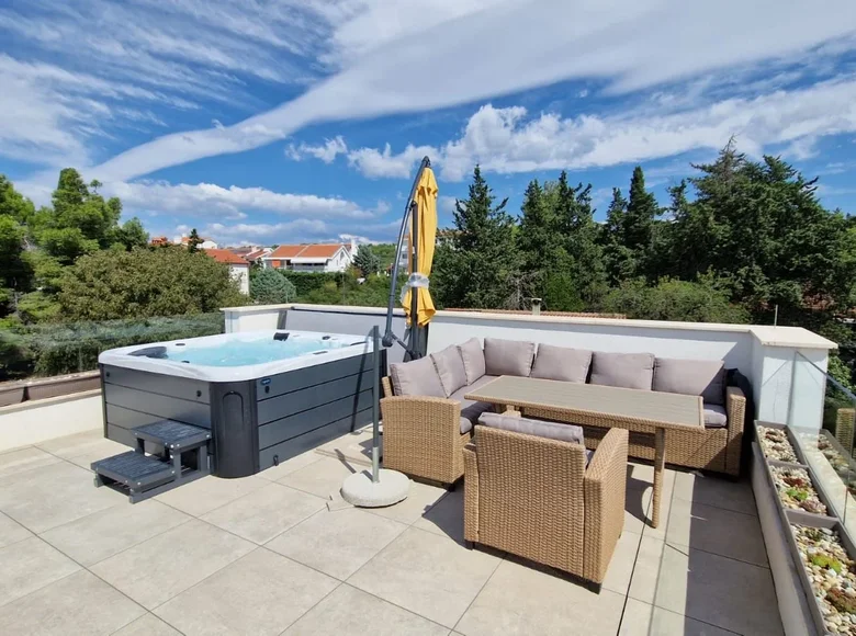 Apartamento 4 habitaciones 105 m² Grad Zadar, Croacia
