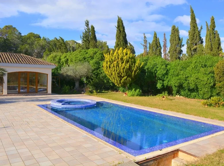 Schloss 4 Schlafzimmer 400 m² Marratxi, Spanien