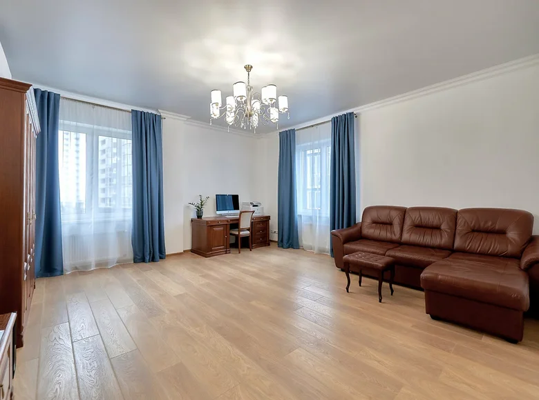 Appartement 3 chambres 106 m² Minsk, Biélorussie