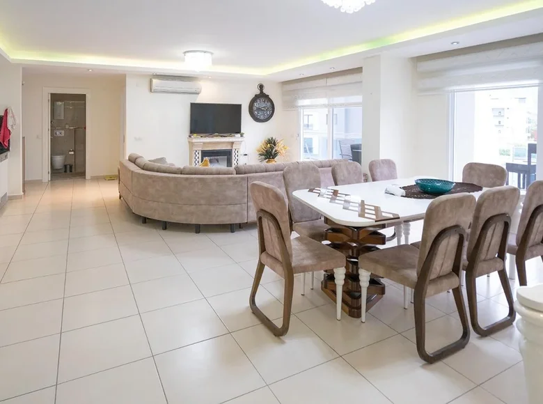 Apartamento 3 habitaciones  Oba, Turquía