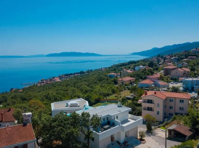 4 bedroom Villa 250 m² Pobri, Croatia