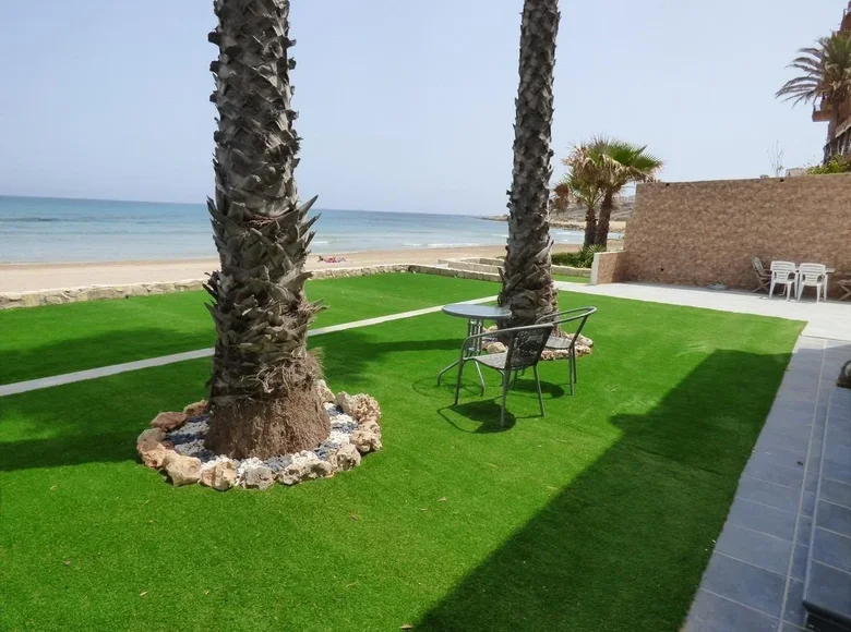 3 bedroom house  Alicante, Spain