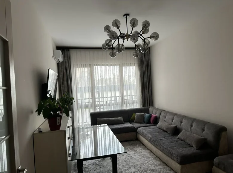 Kvartira 4 xonalar 80 m² Toshkentda