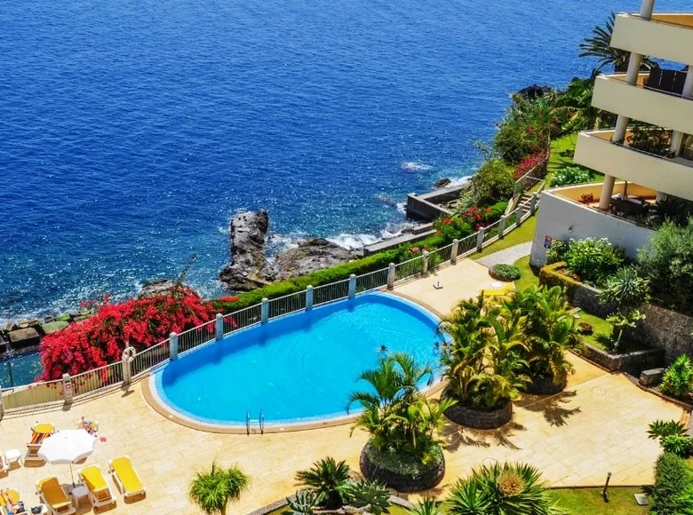 Mieszkanie 5 pokojów 266 m² Madeira, Portugalia
