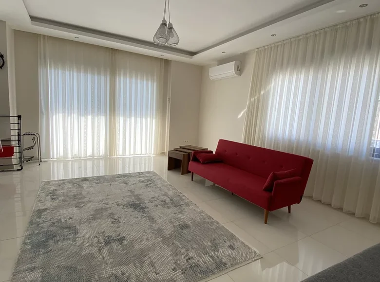 Многоуровневые квартиры 3 комнаты 150 м² Махмутлар центр, Турция