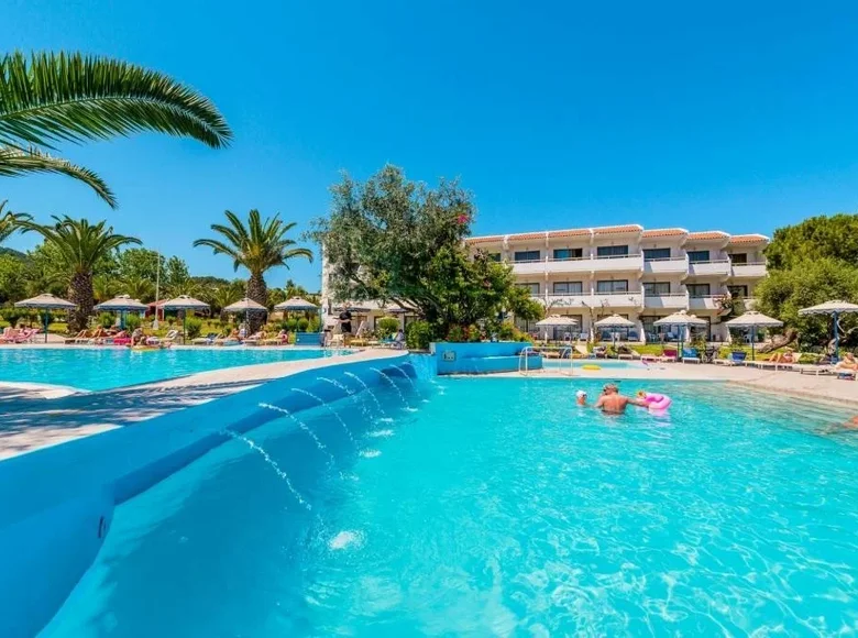 Hotel 10 864 m² en Municipality of Rhodes, Grecia