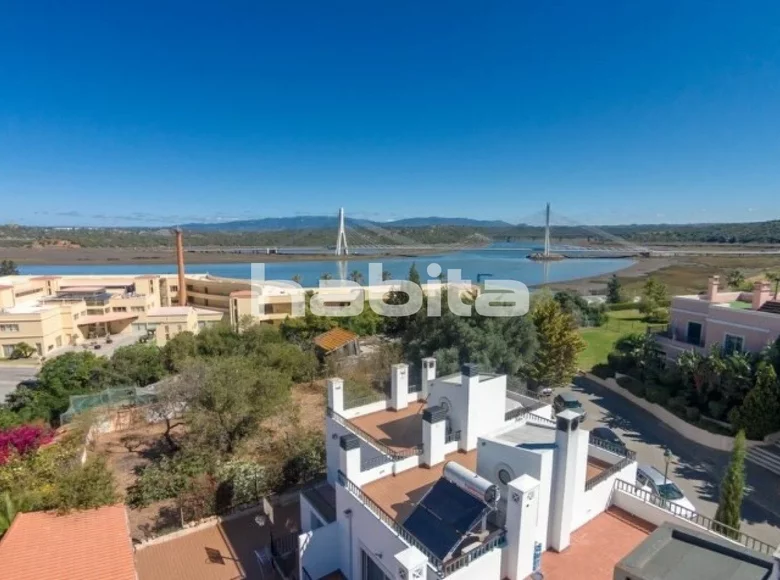Mieszkanie 4 pokoi 122 m² Lagoa, Portugalia