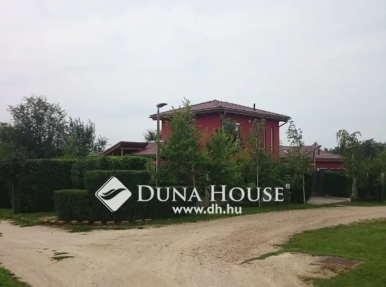 Дом 250 м² Шиофок, Венгрия