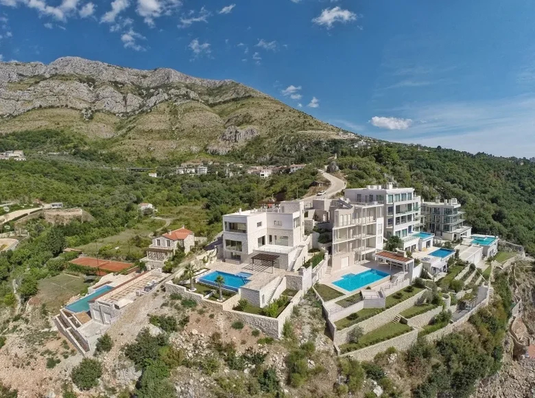 Villa 570 m² Rijeka-Rezevici, Monténégro