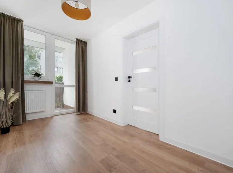 Mieszkanie 2 pokoi 37 m² Łódź, Polska
