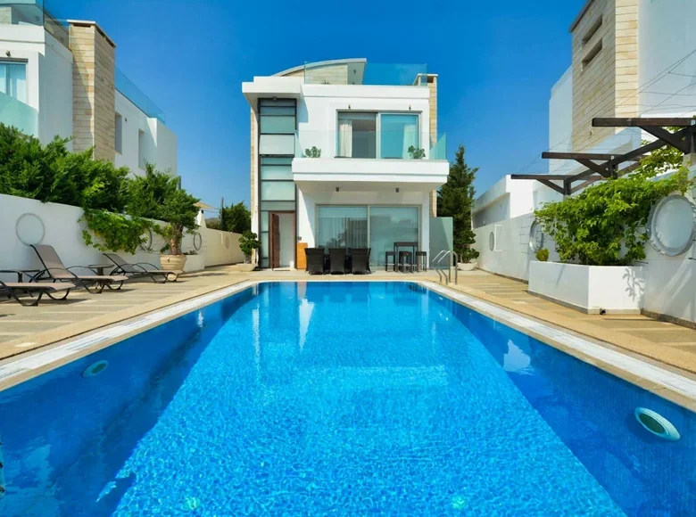 Villa de 5 pièces 228 m² Paralimni, Bases souveraines britanniques