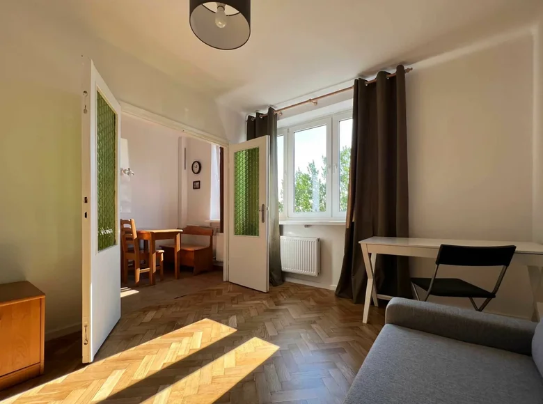 2 room apartment 41 m² in Warsaw, Poland