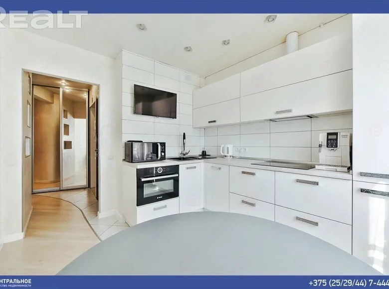 Квартира 4 комнаты 78 м² Минск, Беларусь