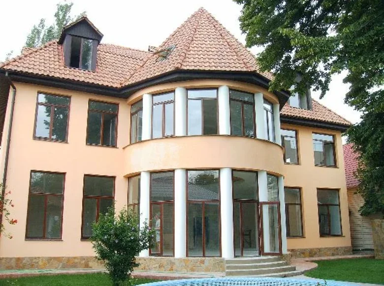 7 room house 647 m² Sievierodonetsk, Ukraine