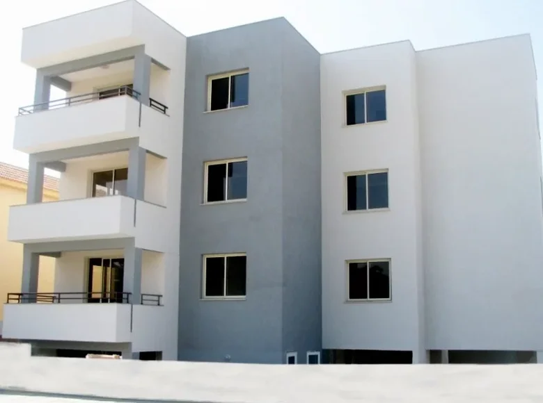 4 bedroom apartment  Demos Agiou Athanasiou, Cyprus