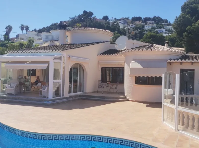 5-Schlafzimmer-Villa 293 m² Teulada, Spanien