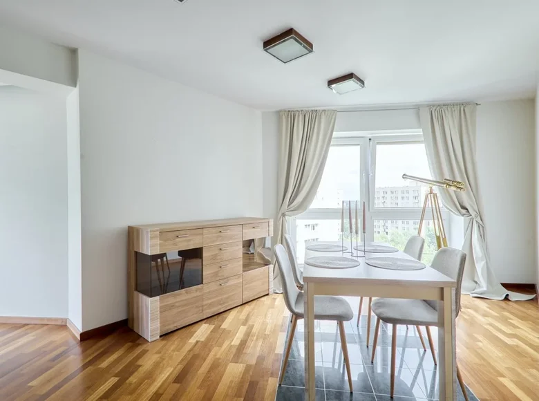 2 room apartment 88 m² Warsaw, Poland