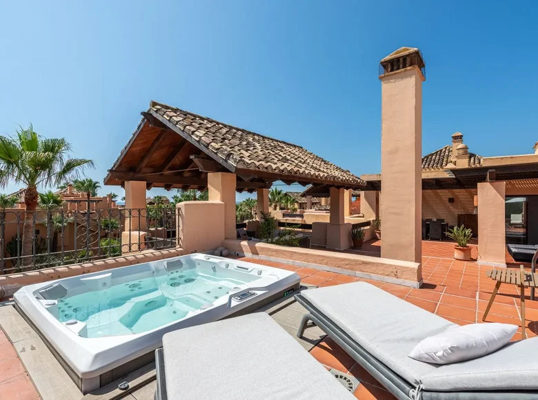 Wohnung 3 Schlafzimmer 158 m² San Pedro Alcantara, Spanien
