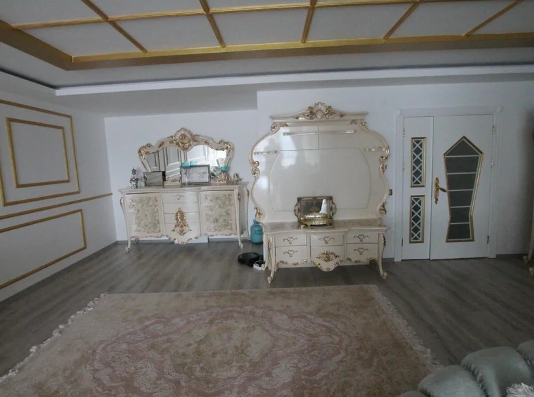 Дуплекс 7 комнат 450 м² Алания, Турция