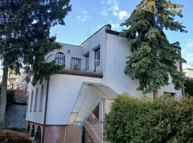Land 466 m² Warsaw, Poland